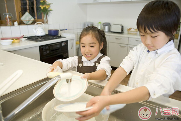 这样“懒”其实能让孩子独立 培养孩子独立方法