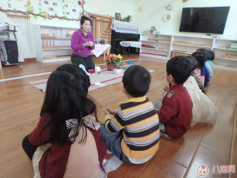 孩子只听老师的不停爸爸妈妈的 知道这个原因后爸爸妈妈沉默了