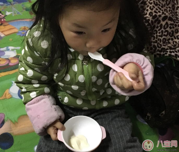 有哪些卡通餐具组合的品牌适合宝宝用的 日康餐具怎么样好用吗