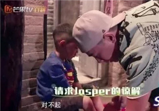 孩子的未来父母说了算吗 父母能决定孩子未来的人生道路吗