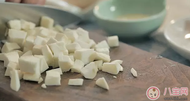 宝宝多大可以吃鸡腿菇 鸡腿菇怎么做给宝宝吃