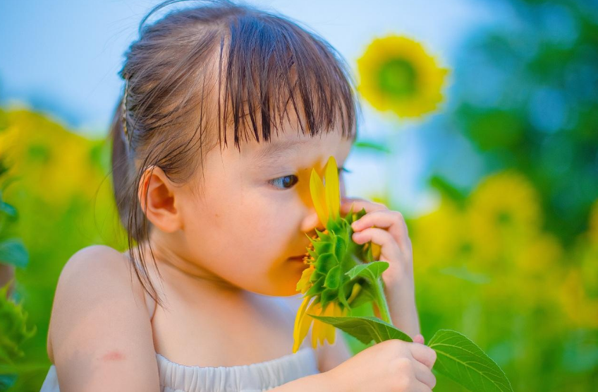 孩子视力下降特别的快是什么原因 哪些情况会造成孩子的视力下