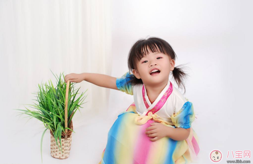 宝宝三岁艺术照祝福语怎么写  孩子三岁艺术照祝福说说朋友圈