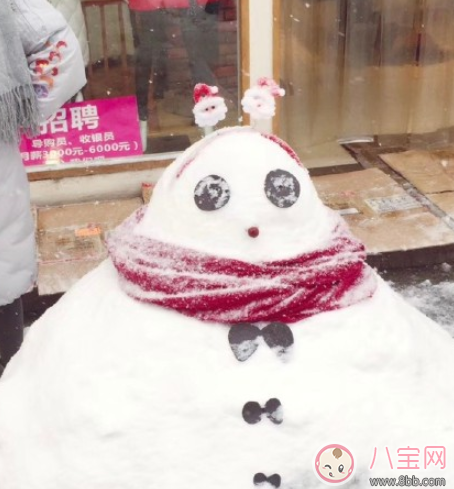 2018堆雪人图片说说 陪孩子堆雪人心情说说朋友圈