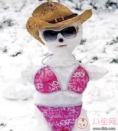 堆雪人打雪仗心情说说  2018堆雪人搞笑图片说说朋友圈