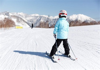 多大的孩子可以滑雪 孩子滑雪要注意哪些问题