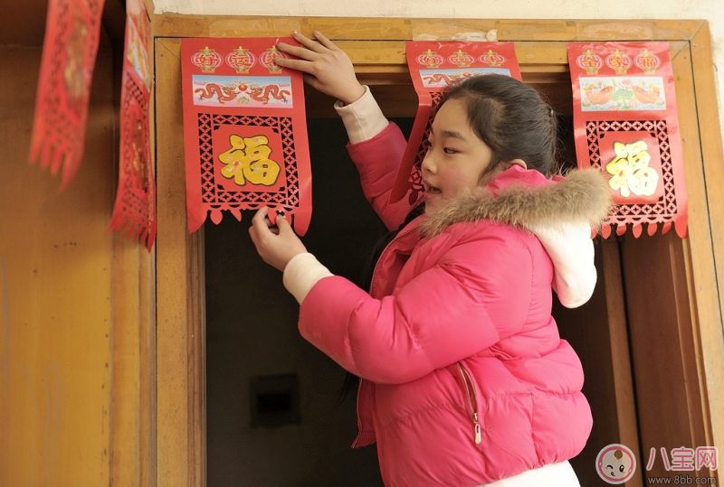 2018狗年春节寓意吉祥对联推荐 2018狗年春节对联大全