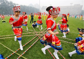 孩子沉迷动画片不和大人交流怎么办 怎么解决孩子喜欢看动画片的现状