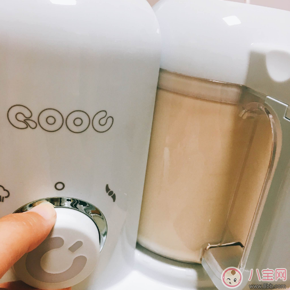 宝宝|qooc辅食机可以打果汁吗 qooc辅食机怎么用