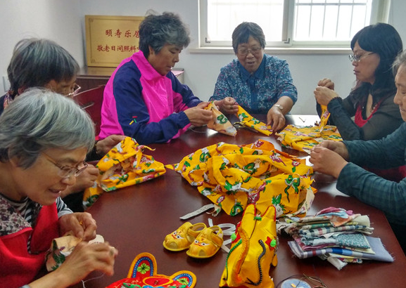 节日|2018端午节宝宝穿什么衣服 端午节多大的宝宝穿五毒衣