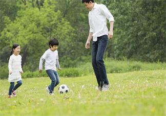 如何锻炼孩子的运动能力 不同年龄阶段孩子运动能力锻炼方法