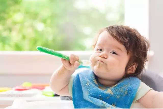 孩子|有的宝宝不爱吃辅食怎么办好 怎么让孩子吃辅食