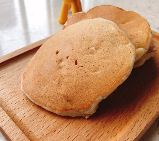 孩子|宝宝辅食香蕉坚果松饼 8个月以上宝宝小零食