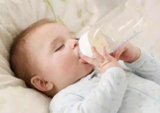 营养|婴儿奶粉过敏怎么选择奶粉 婴儿防过敏奶粉怎么选择