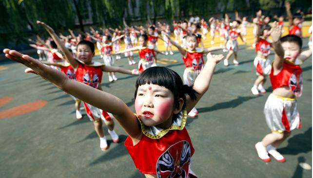 六一儿童节|六一儿童节孩子表演的说说 孩子表演家长发表说说