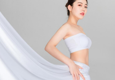 女性|女性乳头总是硬起来是怎么回事 女性乳头发硬是正常的吗