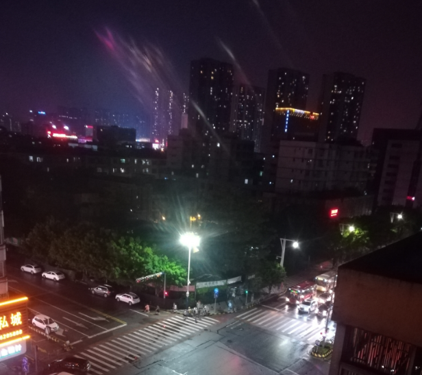 雨后有点凉快的说说句子 关于夏天雨后的说说朋友圈