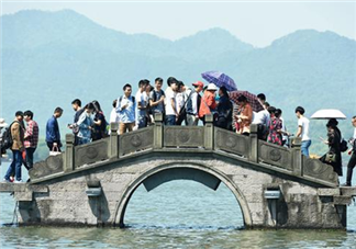 今年十一长假有多少人出游 哪些城市十一出行的游客多