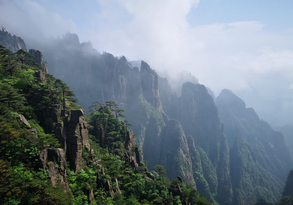 关于黄山的朋友圈说说朋友圈 第一次登黄山说说句子