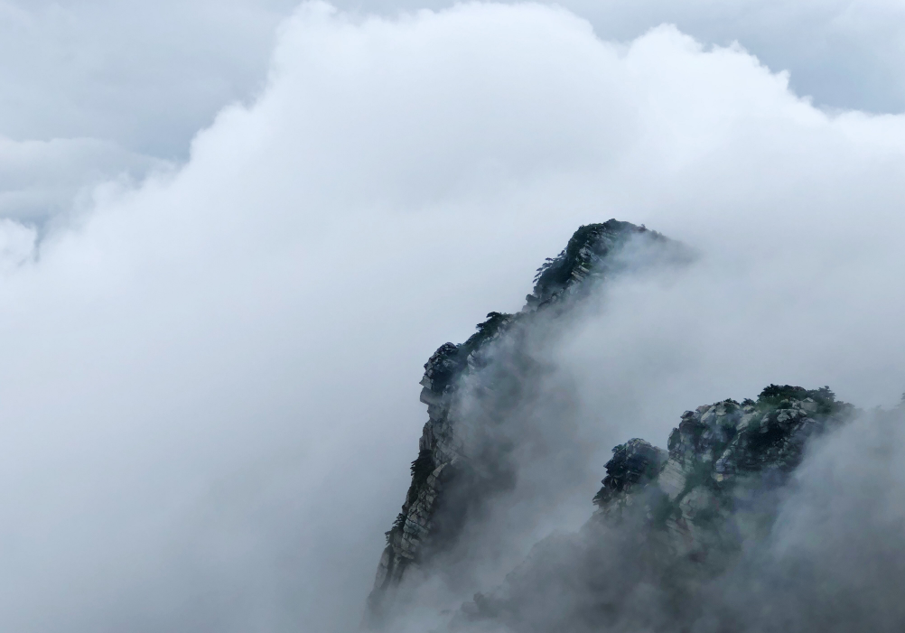 去庐山旅游心情感慨 庐山爬三叠泉说说句子