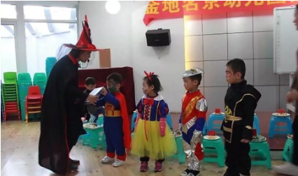 幼儿园|2019最新幼儿园万圣节活动报道稿美篇 幼儿园欢度万圣节活动报道稿三篇