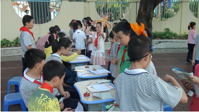 2019小学万圣节之夜活动报道稿范文四篇 小学万圣节之夜活动现场报道