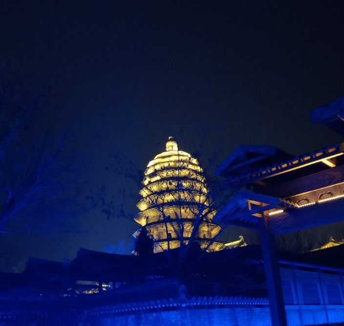 唐城|唐城夜景很美发什么好 关于唐城旅游的说说句子