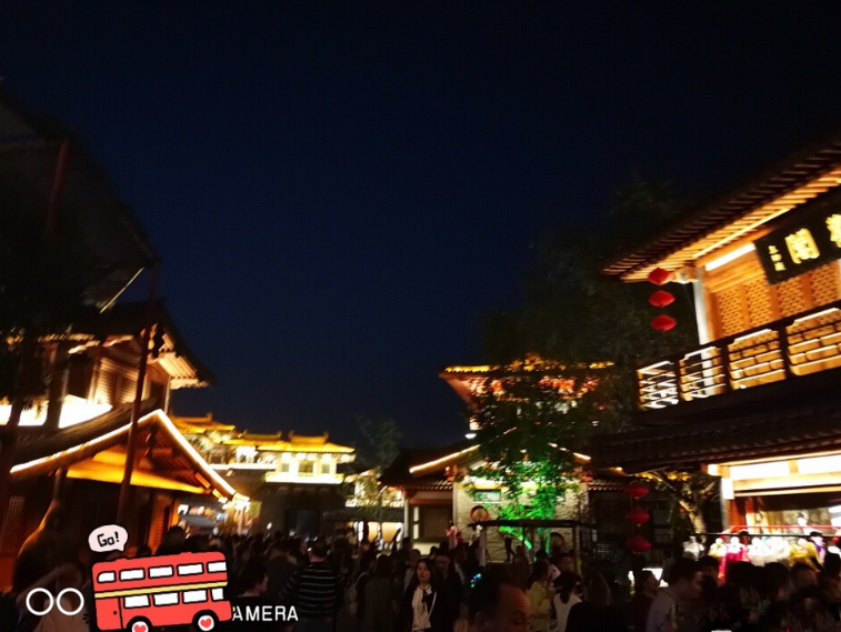 唐城|唐城夜景很美发什么好 关于唐城旅游的说说句子