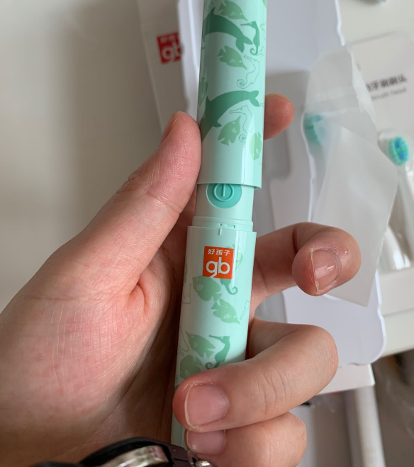 好孩子电动牙刷好用吗 好孩子电动牙刷试用测评