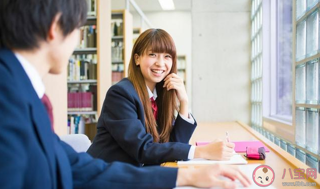 大学生谈恋爱分手的原因是什么 为什么大学恋爱很难走到最后