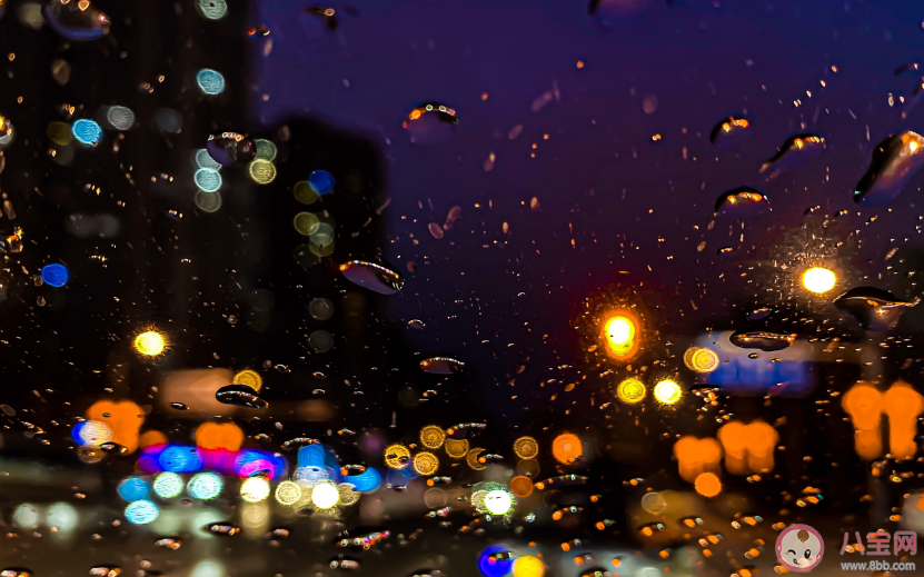 不喜欢下雨说说 不喜欢下雨的感觉的说说朋友圈