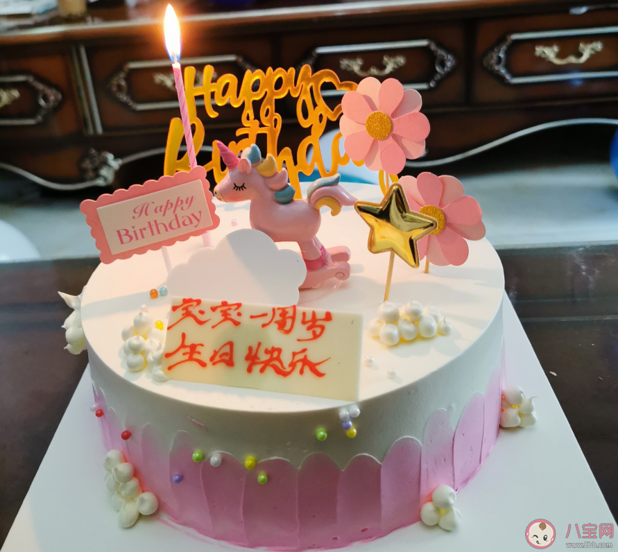 孩子|孩子周岁生日发个什么朋友圈比较好 孩子周岁生日说说朋友圈2020