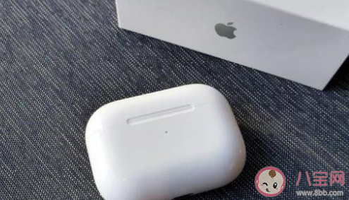 airpods|airpods pro充电线是快充线吗 airpods pro充电线配什么充电头