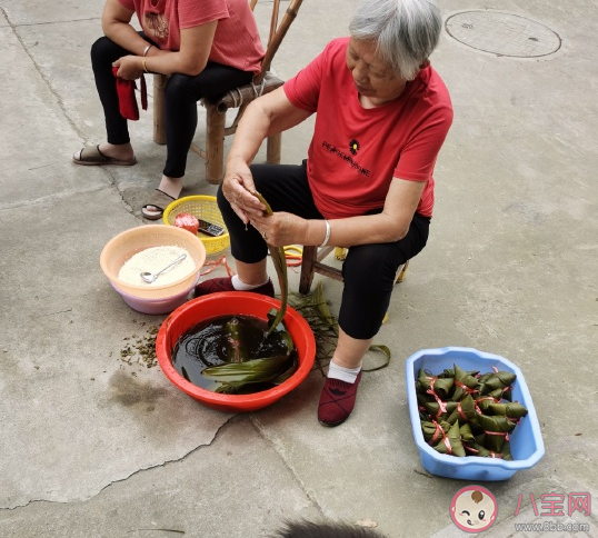 端午节动手包粽子心情说说 自己包粽子发朋友圈句子