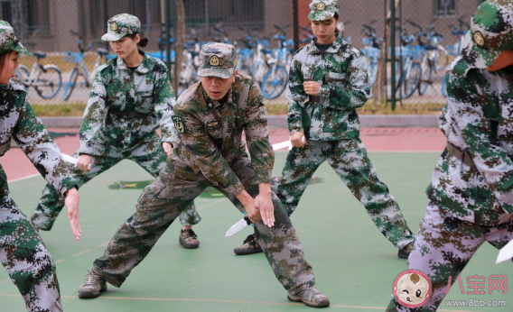 舍不得教官离开|舍不得教官离开的句子 教官要走了心情感言感慨