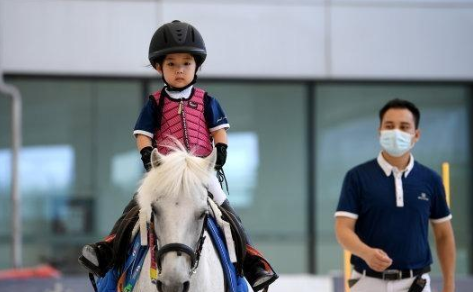 武汉小学|武汉哪些小学试点马术课 马术课收费多少钱