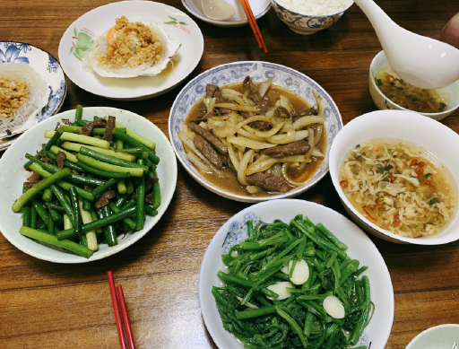 孩子学做饭|关于孩子学做饭的心情说说孩子开始学做饭家长感言