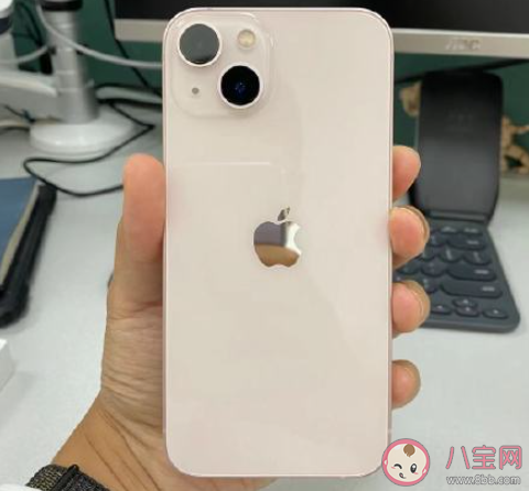 粉色版iPhone13近六成被男性购买 为什么男生更喜欢粉色