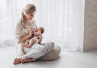 乳头皲裂最容易发生在什么时期 宝妈如何预防乳头皴裂