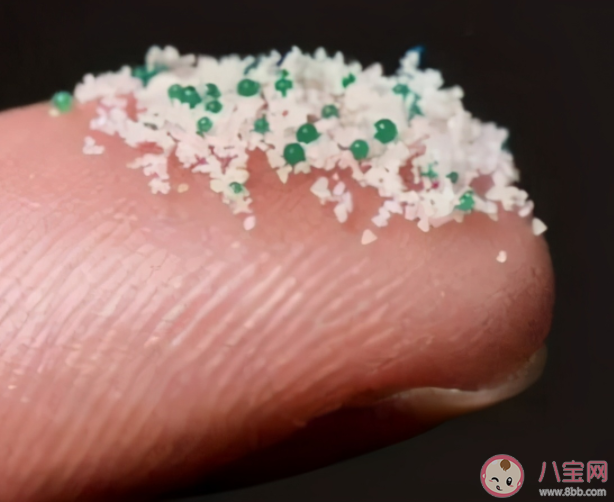 婴儿粪便|婴儿粪便中查出微塑料是怎么回事 微塑料是指什么