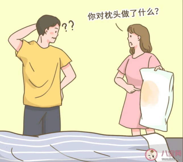 枕头发黄|为什么男生用过的枕头容易发黄 枕头发黄怎么清洗干净