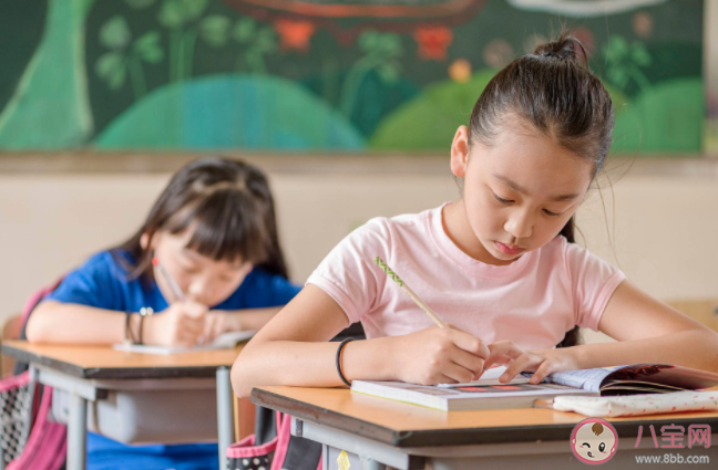 小学阶段习惯和成绩哪个更重要 小学阶段要培养孩子哪些习惯能力