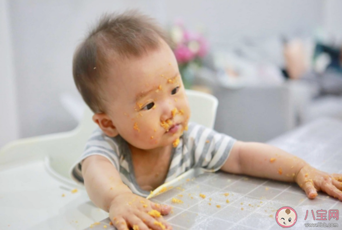 为什么孩子总是要追着喂饭 孩子总是要喂饭怎么办