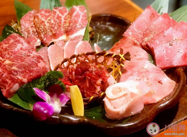 大叔顿顿吃肉血管里堵4厘米油脂 顿顿吃肉危害有多大