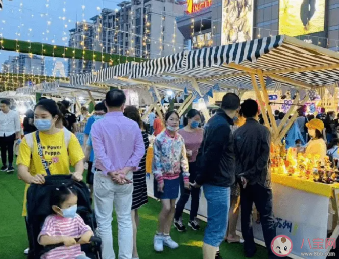 多地支持摆摊夜市回来了 逛夜市要注意些什么