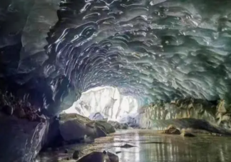 西藏发现165米超大型冰洞是真的吗 冰洞是如何形成的