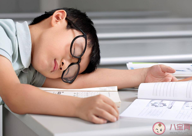 委员建议将中小学生睡眠质量纳入考核是为什么 中小学生睡眠的重要性