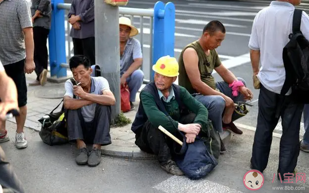 代表建议农民工实行月薪制 你觉得农民工月薪制好吗