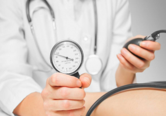 部分早期高血压患者没有任何症状 出现哪些症状要警惕高血压