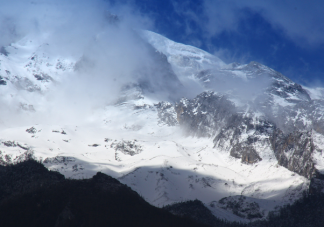 为什么要守护哈巴雪山 哈巴雪山为什么被称为人生的第一座雪山